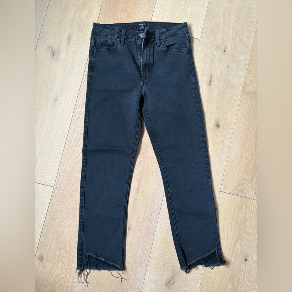 Just Black Women's Black Frayed Hem Skinny Jeans